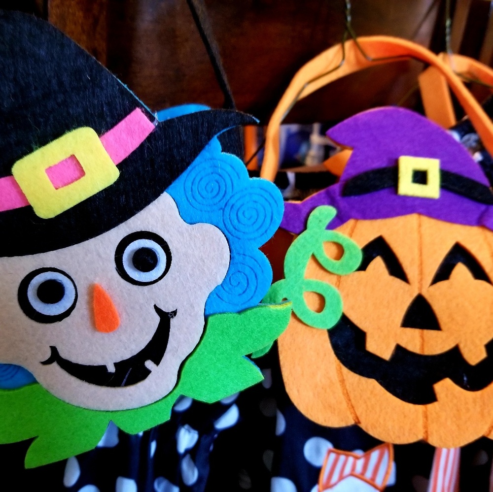 Halloween mini bucket